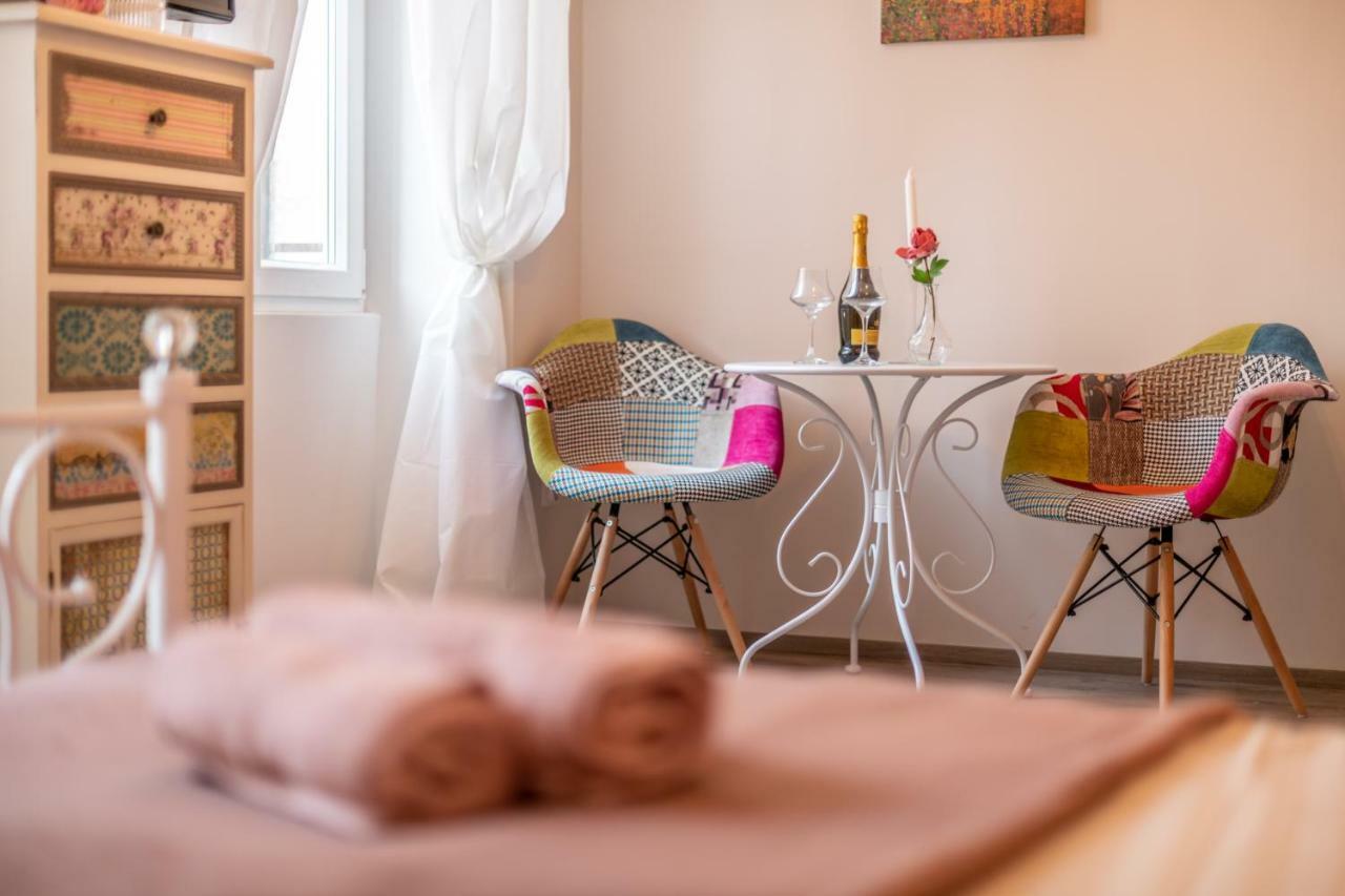 Old Romantic 3 Apartment Pula