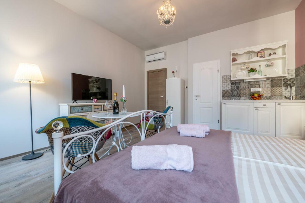 Apartment Old Romantic 3 Pula