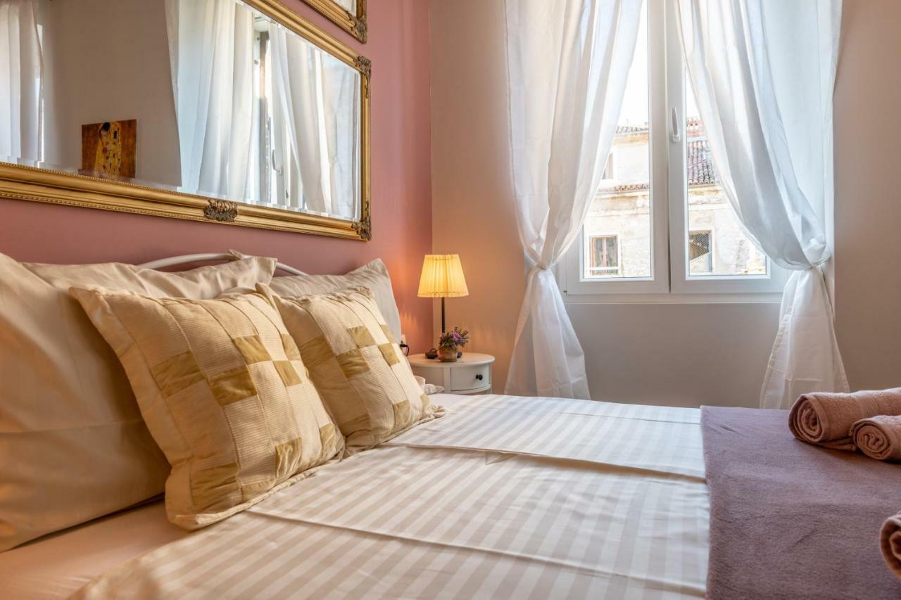Old Romantic 3 Apartment Pula