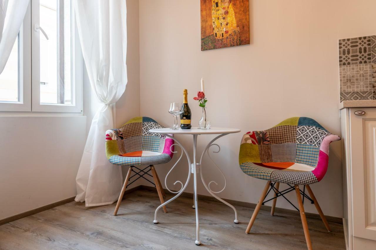 Apartment Old Romantic 3 *